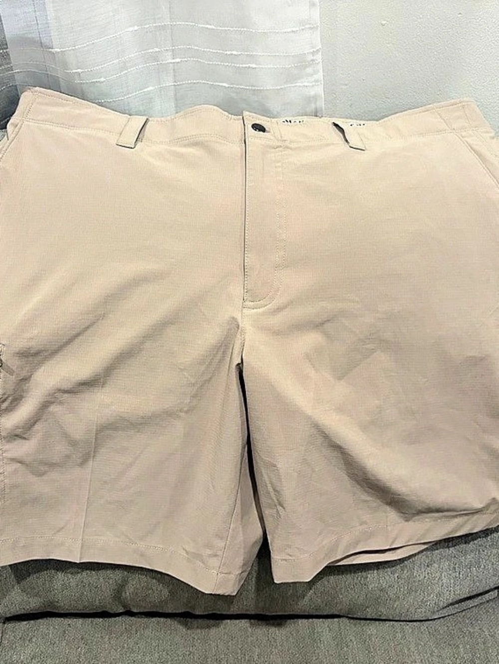 Callaway Men's Flat Front Golf Shorts Beige Waist 38